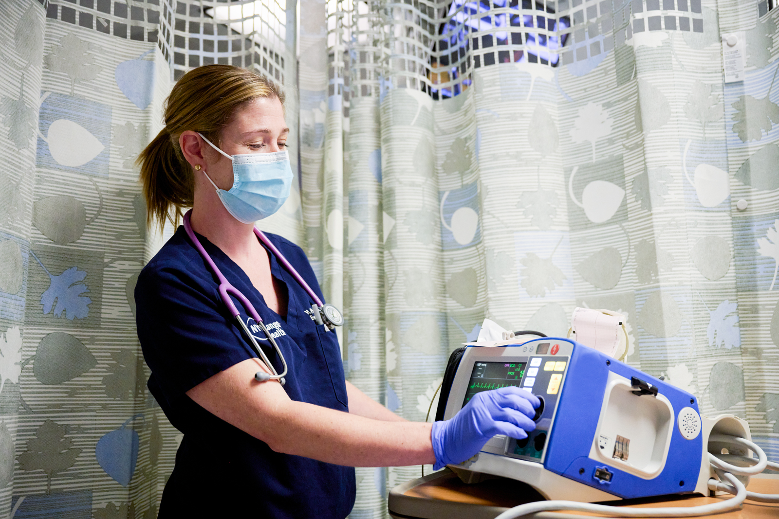 Dr. Heather Posillico Uses a Portable Defibrillator