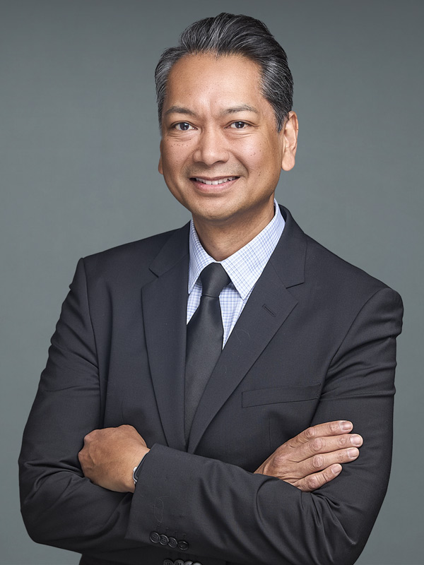 Faculty profile photo of Giovanni G. Ramos